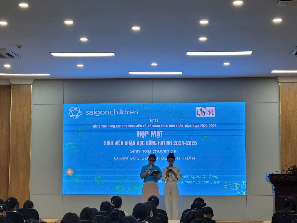 họp mặt sinh viên nov2024 (10)